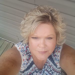 Meet your Posher, Regina